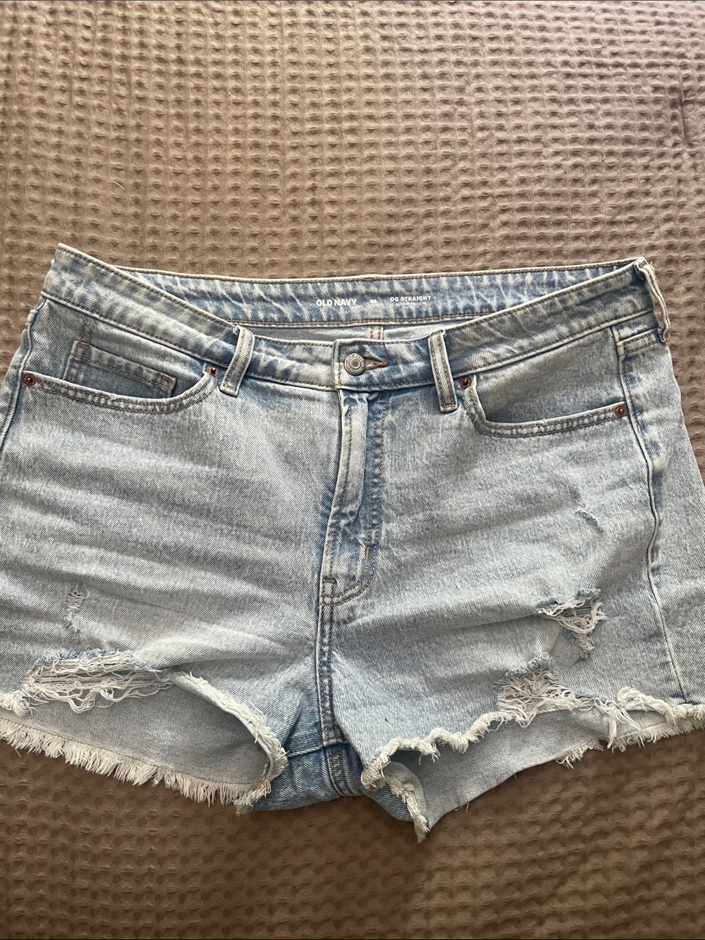 Old Navy Light Blue Distressed Denim Cutoff Shorts - Women